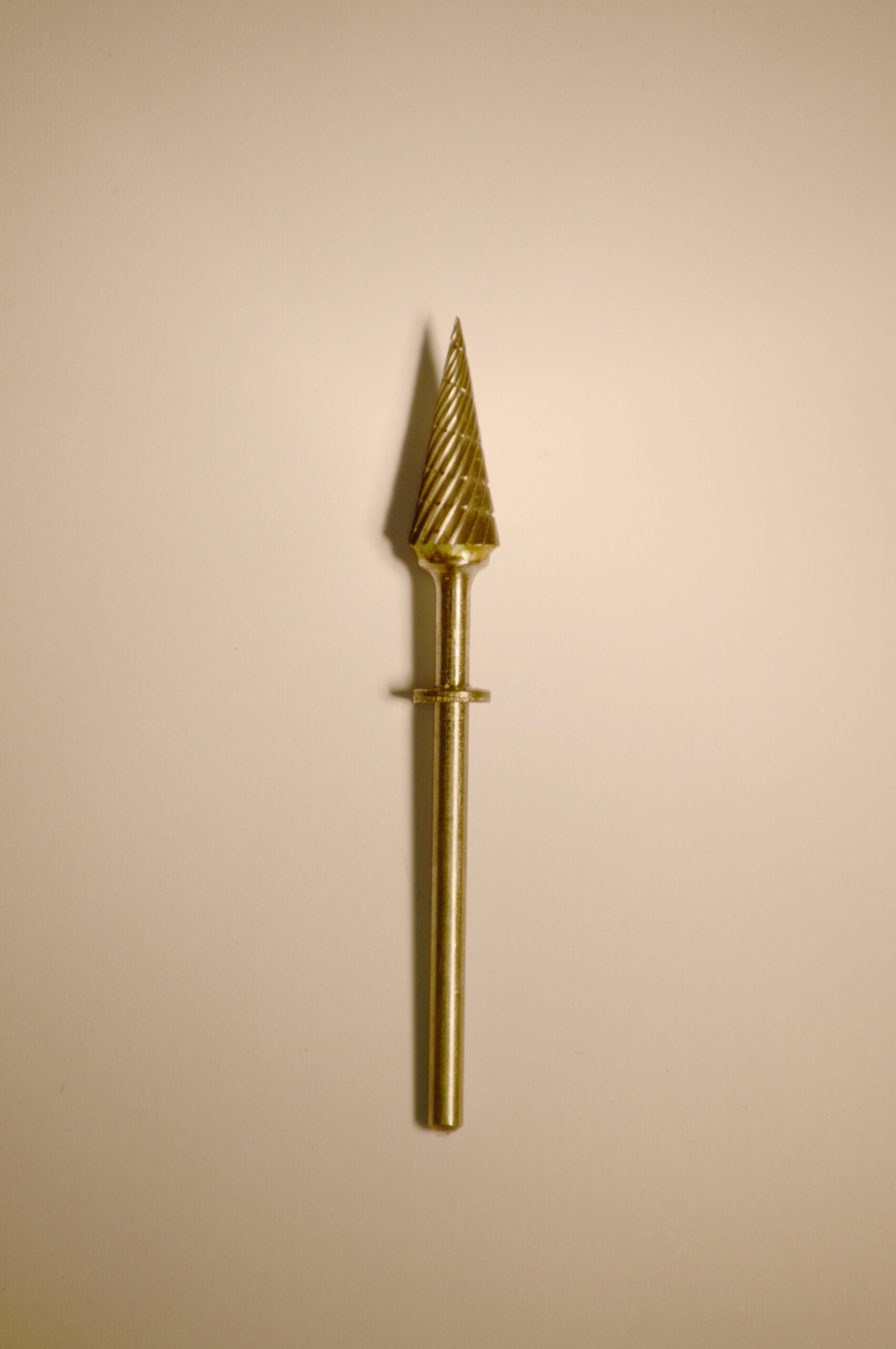 Abbott-Robinson™ Dust Shield Burs 3/32″ Cone (82T) Dual Cut Regular HP Carbide Bur