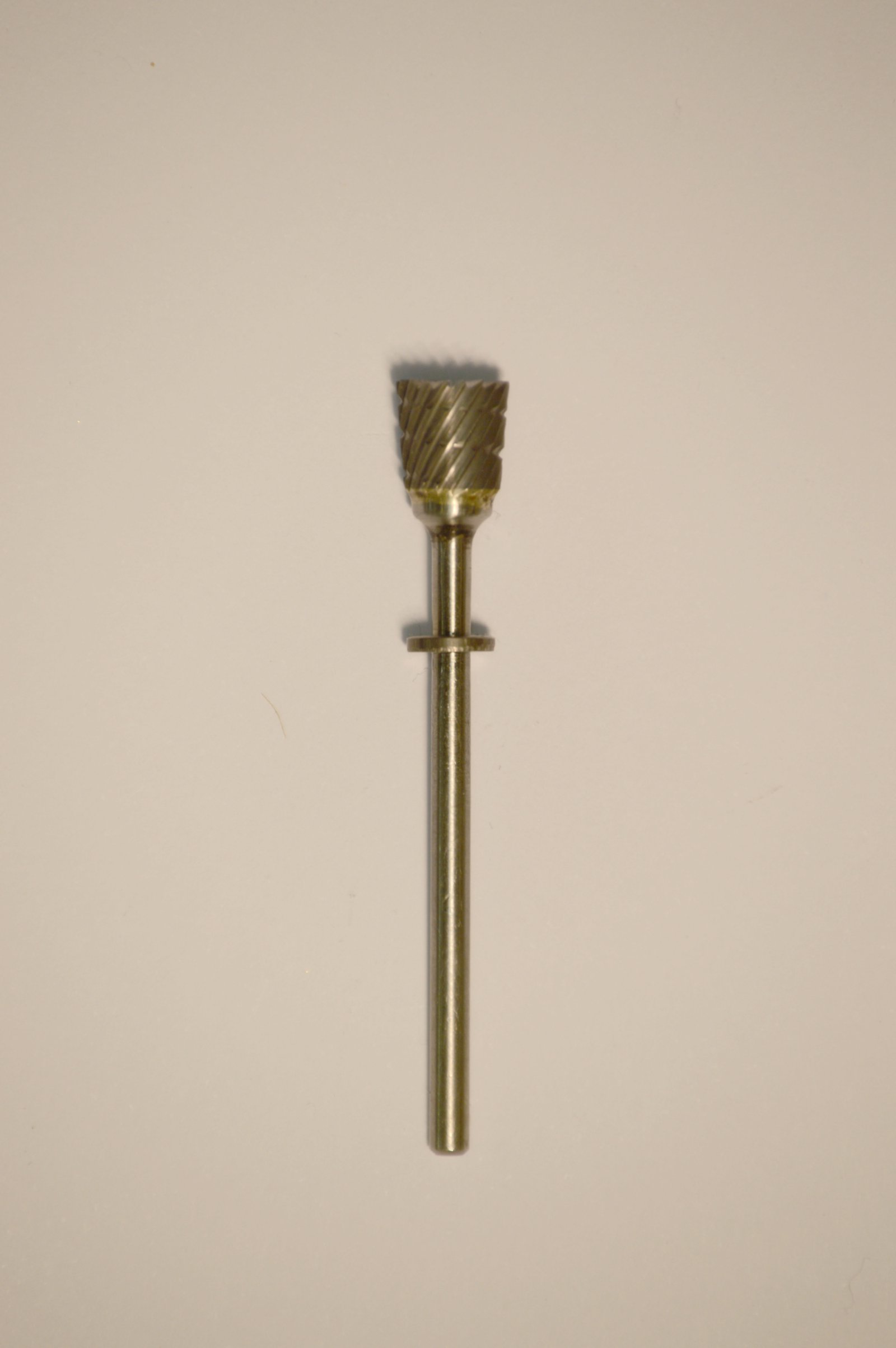 Abbott-Robinson™ Dust Shield Burs 3/32″ Inverted Cone (73C) Dual Cut Regular HP Carbide Bur
