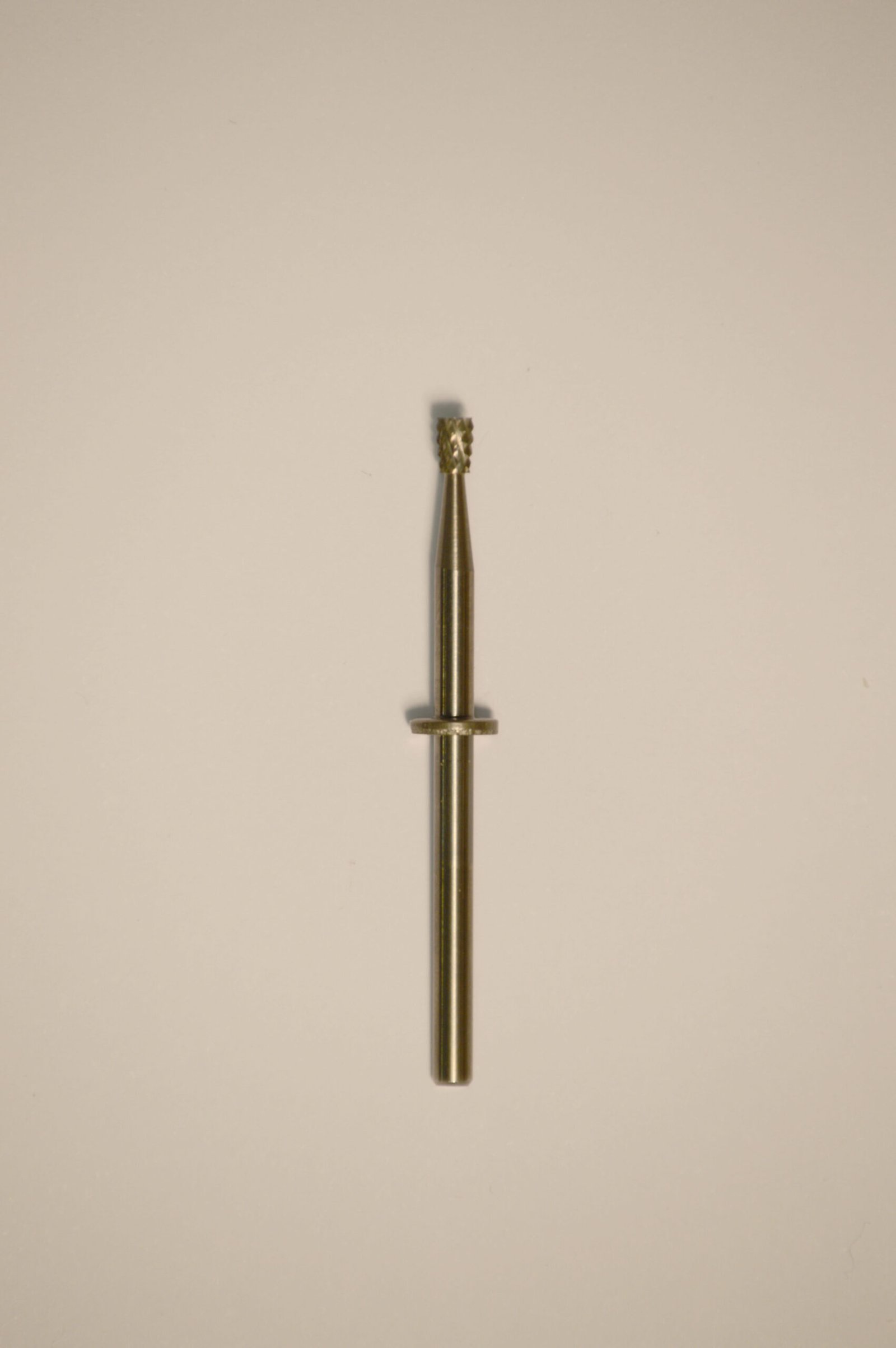 Abbott-Robinson™ Dust Shield Burs 3/32″ Small Inverted Cone (71G) Dual Cut Regular HP Carbide Bur
