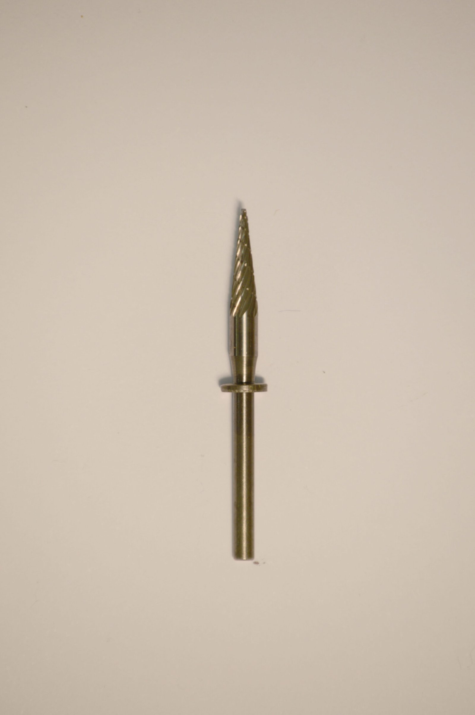 Abbott-Robinson™ Dust Shield Burs 3/32″ Small Cone (41P) Dual Cut Regular HP Carbide Bur
