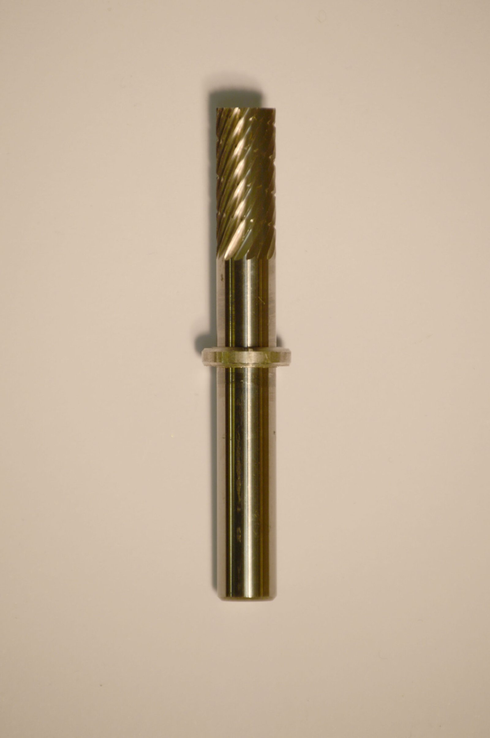 Abbott-Robinson™ Dust Shield Burs 1/4″ Shank, 1/4″ Head Lathe Burs 1/4" Cylinder Dual Cut Regular HP Carbide Bur