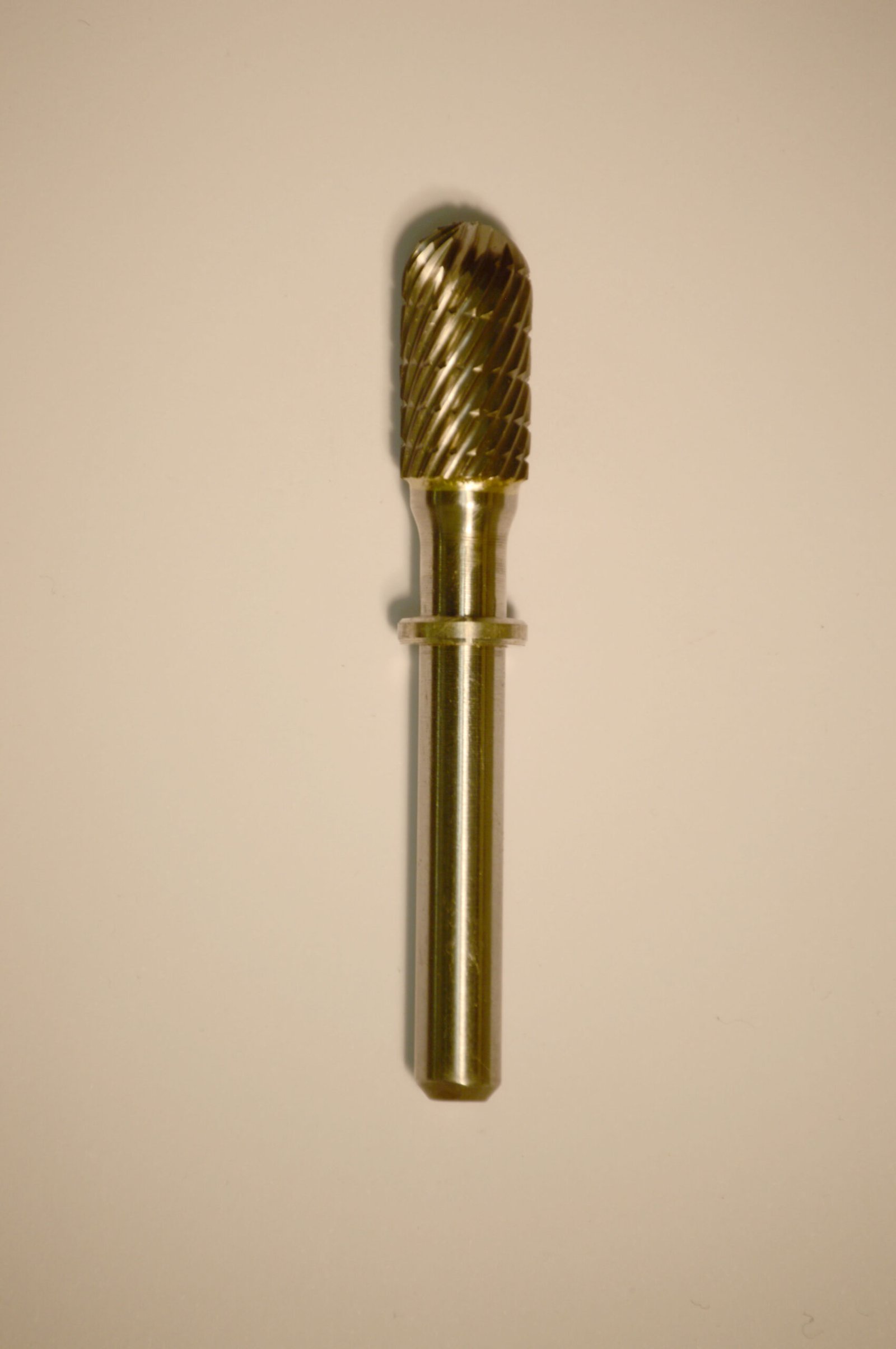 Abbott-Robinson™ Dust Shield Burs 1/4″ Shank, 3/8″ Head Lathe Burs 3/8" Barrel (F3/8) Dual Cut Regular HP Carbide Bur