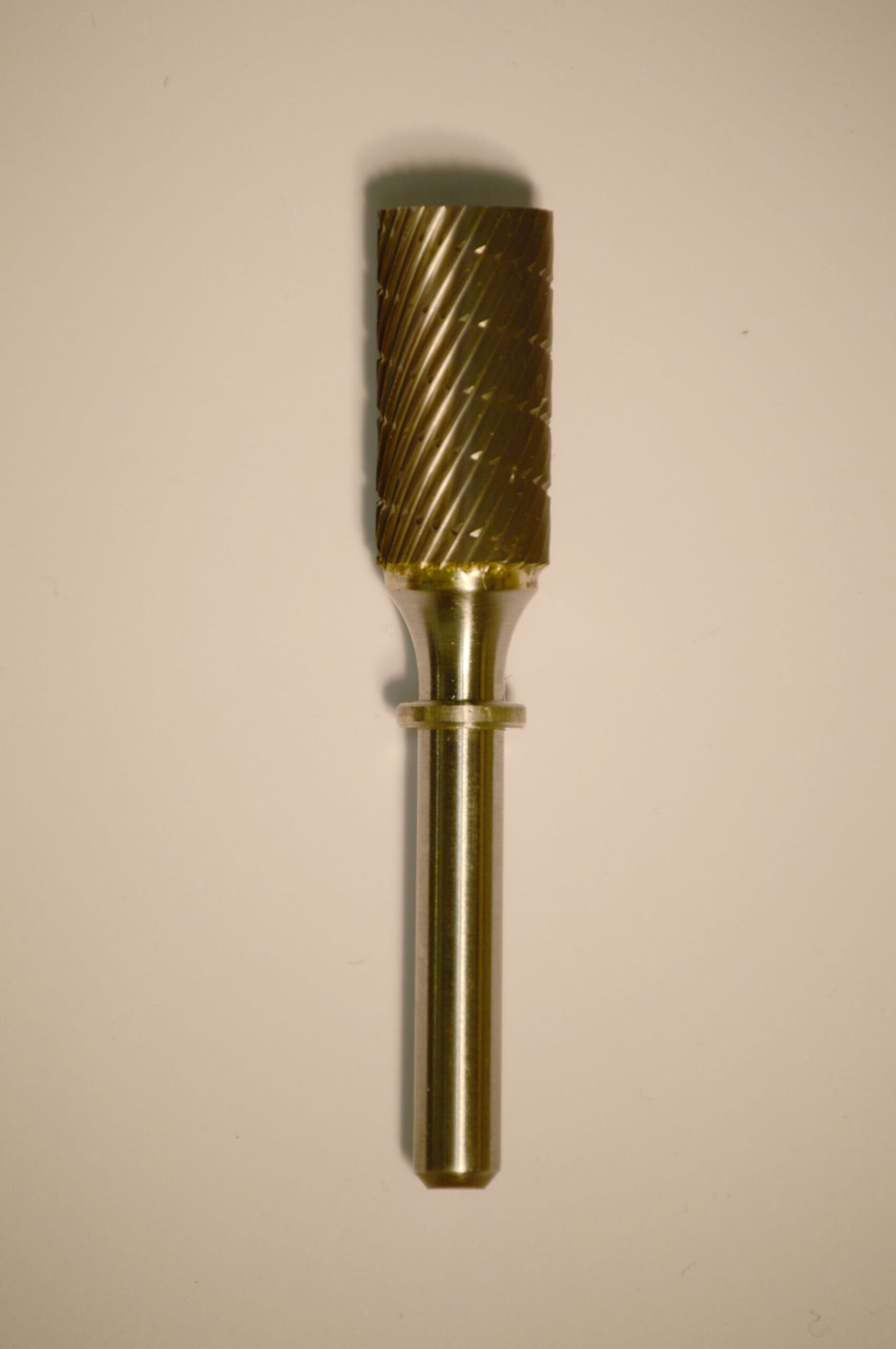 Abbott-Robinson™ Dust Shield Burs 1/4″ Shank 1/2" Head Lathe Burs 1/2" Cylinder (E1/2) Dual Cut Regular HP Carbide Bur