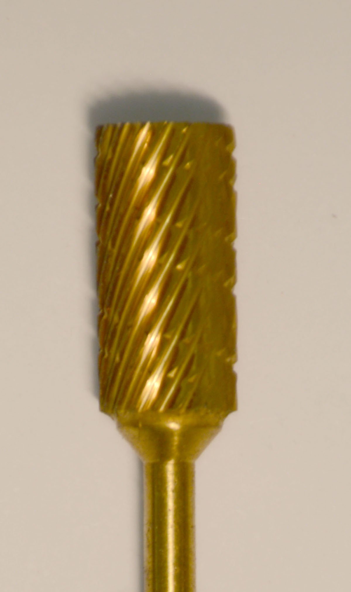 Buffalo Dental Gold Cap Lab Burs, 3/32″ Shank Cylinder (83E) TNT-Coated Dual Cut Regular HP Carbide Bur