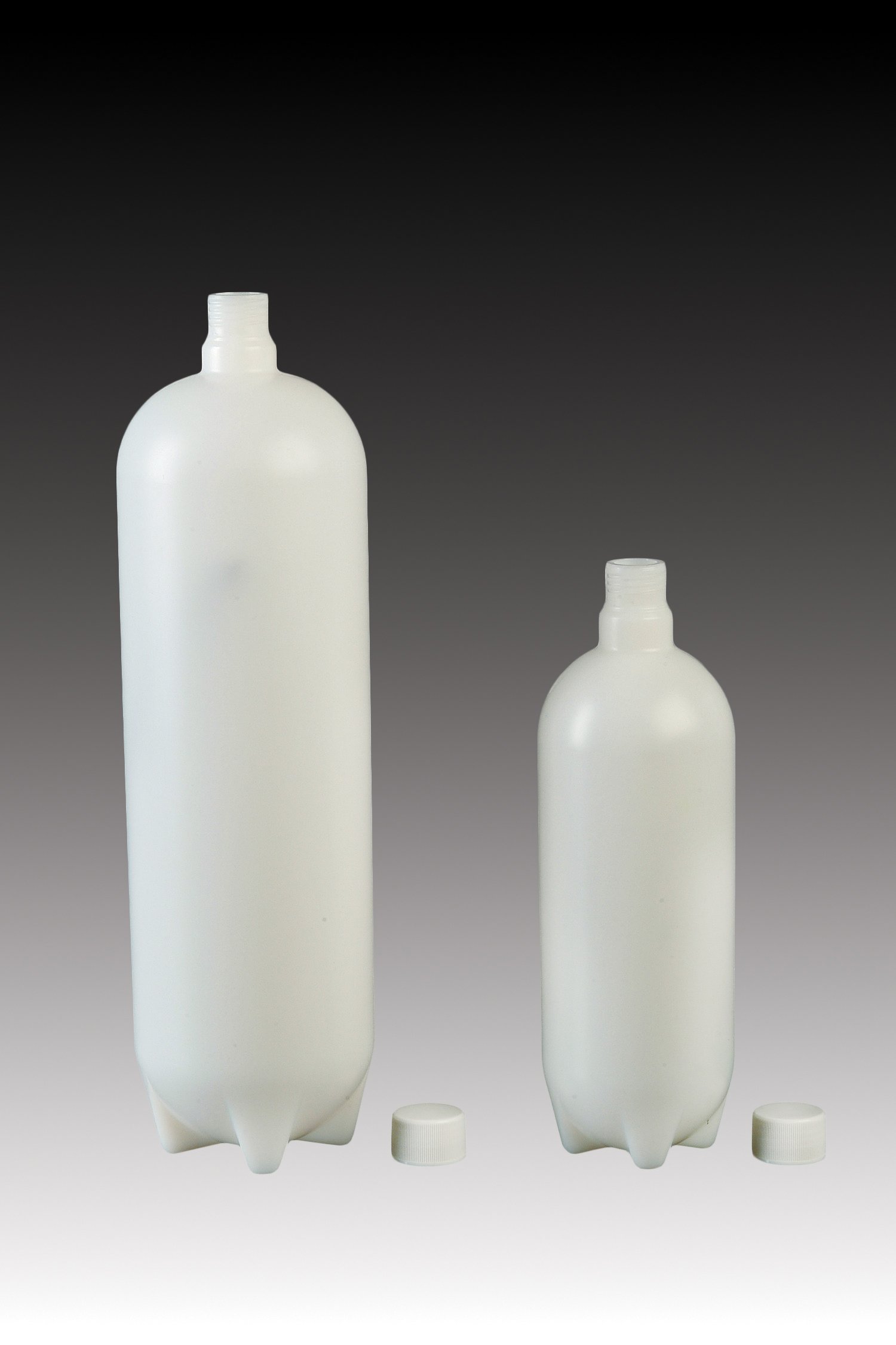 Plasdent PRESSURE WATER BOTTLE, 750ml, (3¼"Dia. x 10"H)