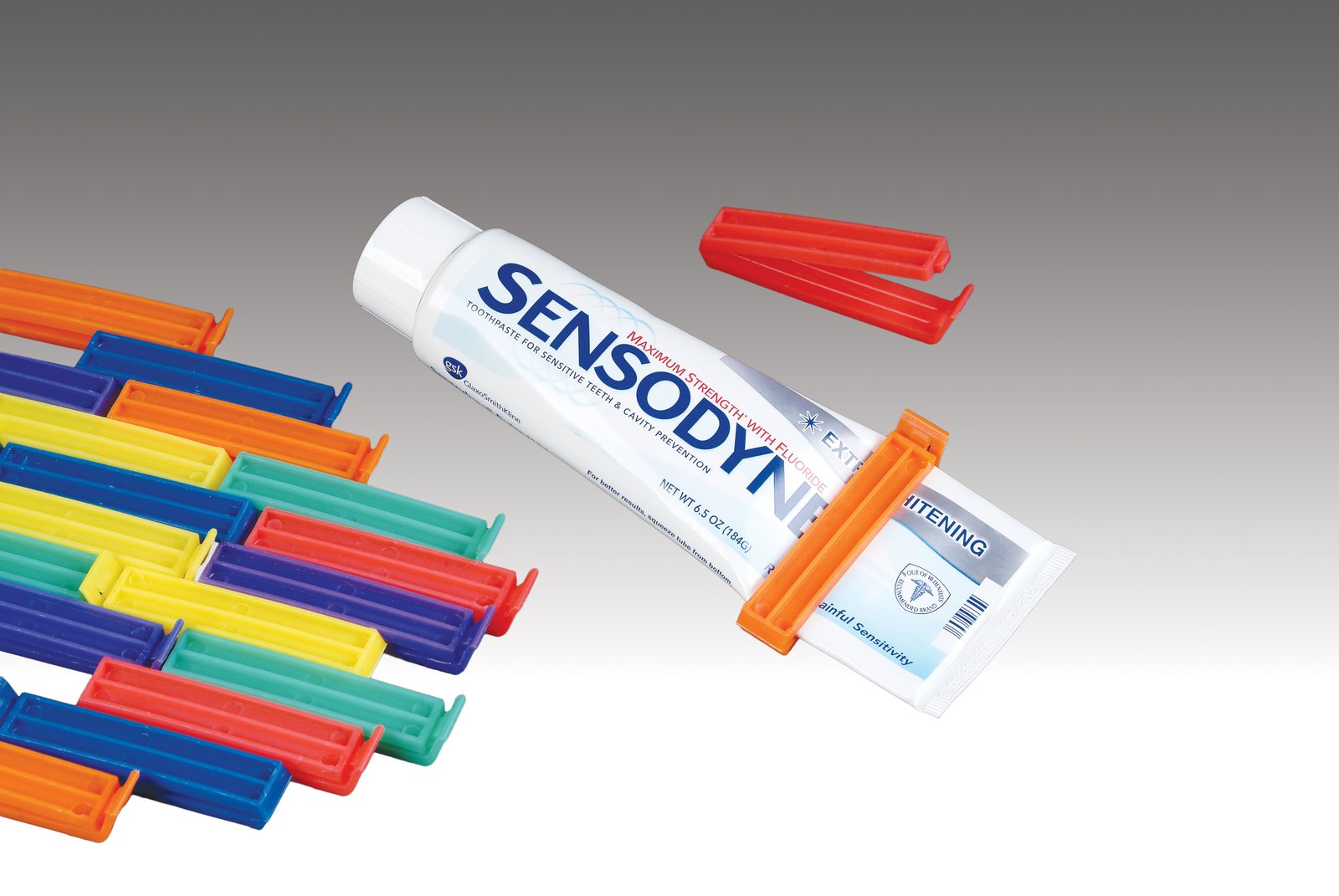 Plasdent TOOTHPASTE SQUEEZERS, Assorted Colors (144pcs/bag)