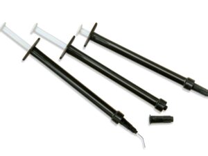 Plasdent Uncalibrated, 1cc Luer Lock Syringes, Black  (100pcs/box)